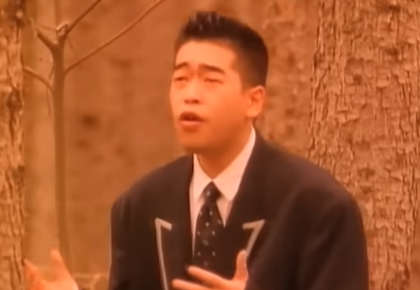 Lagu Jepang 1992 Mendadak Viral di Indonesia karena Wajah Penyanyinya Mirip Jokowi